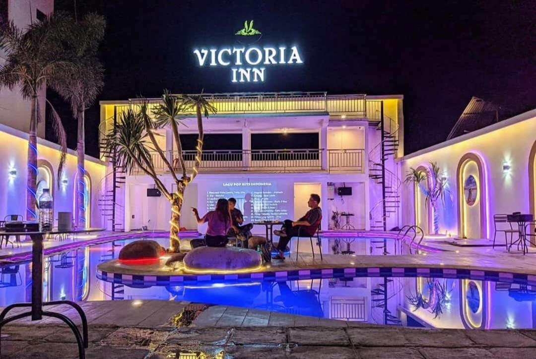 Victoria Inn Manado Esterno foto